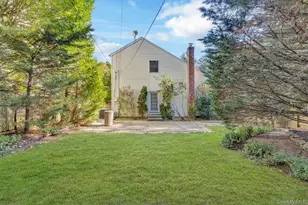 124 Fleets Cove Rd, Huntington, NY 11743 - Photo 31