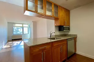 40-28 College Point Blvd, Flushing, NY 11354 - Photo 7