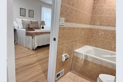 38 Arlene Drive, Brentwood, NY 11717 - Photo 17