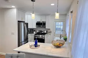 38 Arlene Dr, Brentwood, NY 11717 - Photo 9