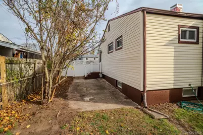 38 Arlene Drive, Brentwood, NY 11717 - Photo 37