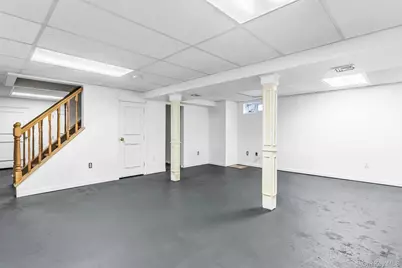 77 Marvin Lane, Commack, NY 11725 - Photo 21