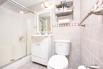 197 Park Drive N, New York, NY 10314 - Photo 33