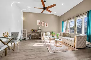 185 Throop St, West Babylon, NY 11704 - Photo 25