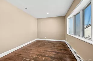 185 Throop St, West Babylon, NY 11704 - Photo 23