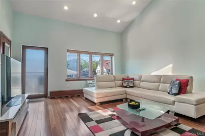 208 Beach 124th Street #6, Far Rockaway, NY 11694 - Photo 5