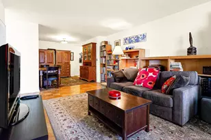 70-25 Yellowstone Blvd, Forest Hills, NY 11375 - Photo 15