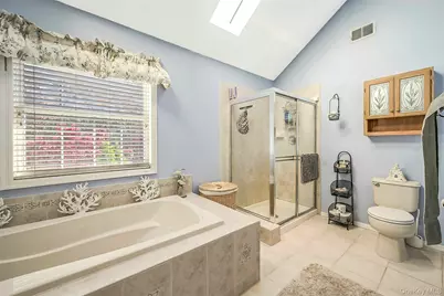 6 Laurel Crescent, Manorville, NY 11949 - Photo 33