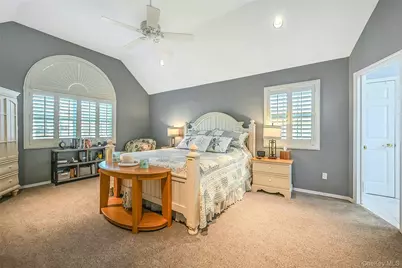 6 Laurel Crescent, Manorville, NY 11949 - Photo 29