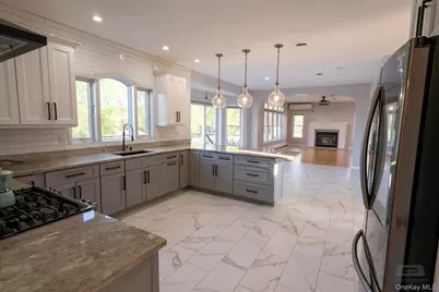 107 Denniston Drive, New Windsor, NY 12553 - Photo 9