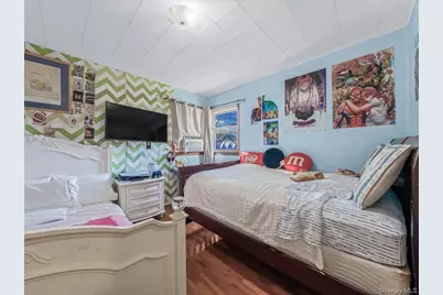 205 Lenox Road, Huntington Station, NY 11746 - Photo 11