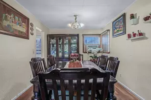 205 Lenox Rd, Huntington Station, NY 11746 - Photo 5