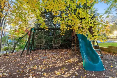 196 Old Army Road, Scarsdale, NY 10583 - Photo 25