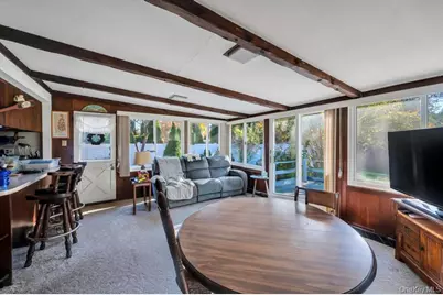 14 Weichers Street, Ronkonkoma, NY 11779 - Photo 11