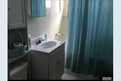 19 Biscayne Drive, Selden, NY 11784 - Photo 5