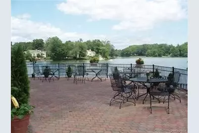 19 Manchester Road #2R   (B-22), Eastchester, NY 10709 - Photo 11