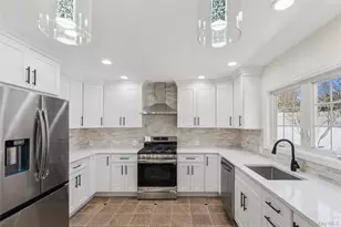 244 Water Ln S, Wantagh, NY 11793 - Photo 5