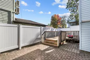 69 Clinton Ave, New Rochelle, NY 10801 - Photo 27