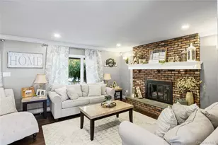 37 Lakeside Ave, Lake Grove, NY 11755 - Photo 5