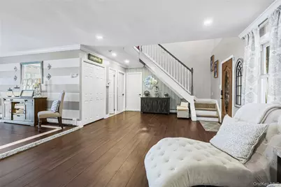 37 Lakeside Avenue, Lake Grove, NY 11755 - Photo 7