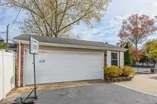 37 Lakeside Ave, Lake Grove, NY 11755 - Photo 29
