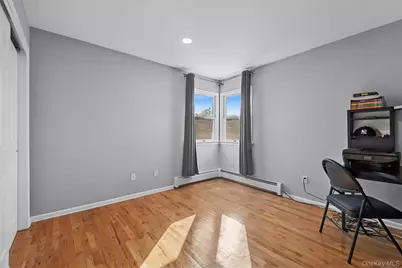 115 Schley Avenue, Albertson, NY 11507 - Photo 7