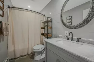 425 Blue Point Rd, Farmingville, NY 11738 - Photo 13