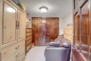 338 Cold Spring Rd, Syosset, NY 11791 - Photo 17