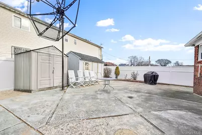 12815 133rd Avenue, Ozone Park, NY 11420 - Photo 21