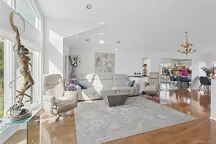 2729 Shore Dr, Merrick, NY 11566 - Photo 5