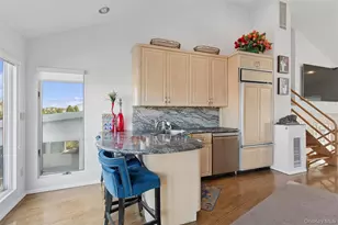 2729 Shore Dr, Merrick, NY 11566 - Photo 9