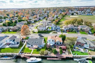 2729 Shore Dr, Merrick, NY 11566 - Photo 31