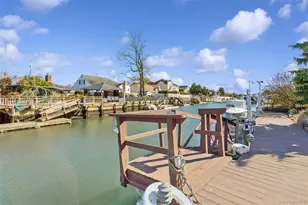 2729 Shore Dr, Merrick, NY 11566 - Photo 21