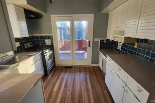 214 Church St, Poughkeepsie, NY 12601 - Photo 3