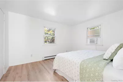 16 Peconic Road, Hampton Bays, NY 11946 - Photo 9