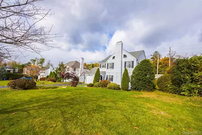 65 Old Mill Road, Manhasset, NY 11030 - Photo 17