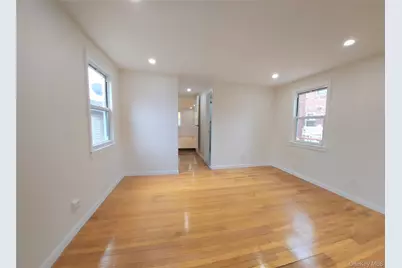 306 Beebe Road, Mineola, NY 11501 - Photo 7