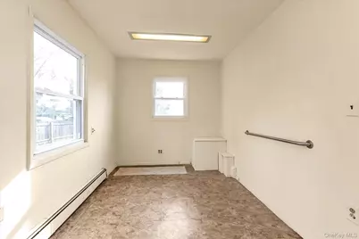 1 Ranch Lane, Levittown, NY 11756 - Photo 11