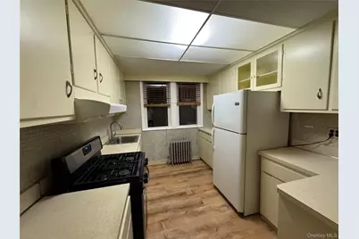 4013 201st Street, Bayside, NY 11361 - Photo 3