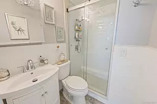 248 Arnold Ave, West Babylon, NY 11704 - Photo 21