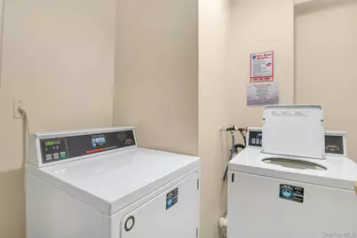 281 Garth Road #C3J, Scarsdale, NY 10583 - Photo 29