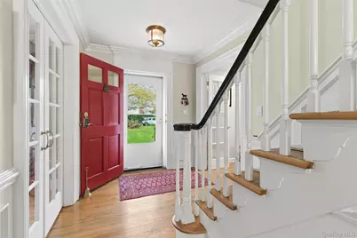 30 Lawrence Lane, Bay Shore, NY 11706 - Photo 3