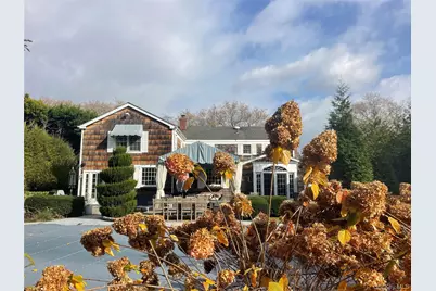 30 Lawrence Lane, Bay Shore, NY 11706 - Photo 7