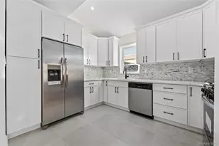 134-16 232nd St, Springfield Gardens, NY 11413 - Photo 3