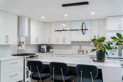 79 Tennyson Drive, Nanuet, NY 10954 - Photo 15