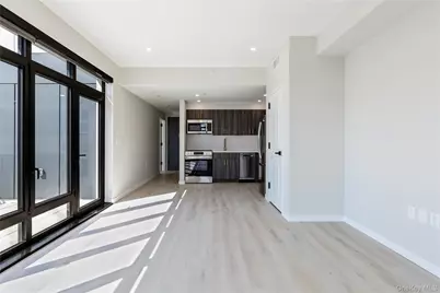 37-18 Broadway #PH 501, Astoria, NY 11103 - Photo 5