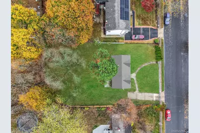 111 Merrill Street, Brentwood, NY 11717 - Photo 27