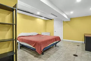 88-44 202nd St, Hollis, NY 11423 - Photo 15