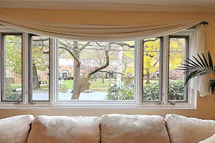 54 Lawrence Dr, White Plains, NY 10603 - Photo 7