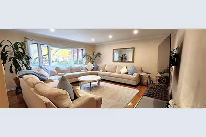 54 Lawrence Drive #A, White Plains, NY 10603 - Photo 5